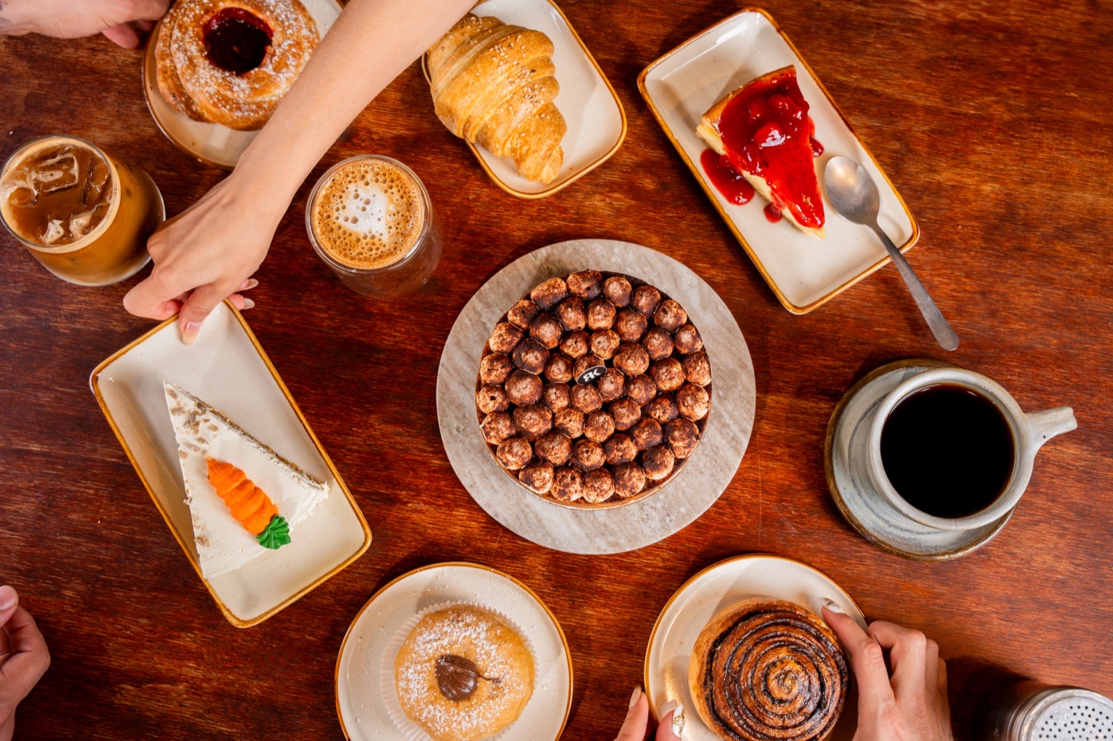 Postres de Rustik Burgers & Kaffee en Apopa: crepas, waffles y repostería